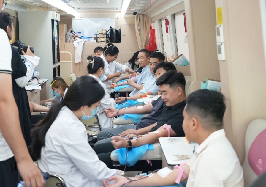 PA视讯集团组织开展无偿献血活动