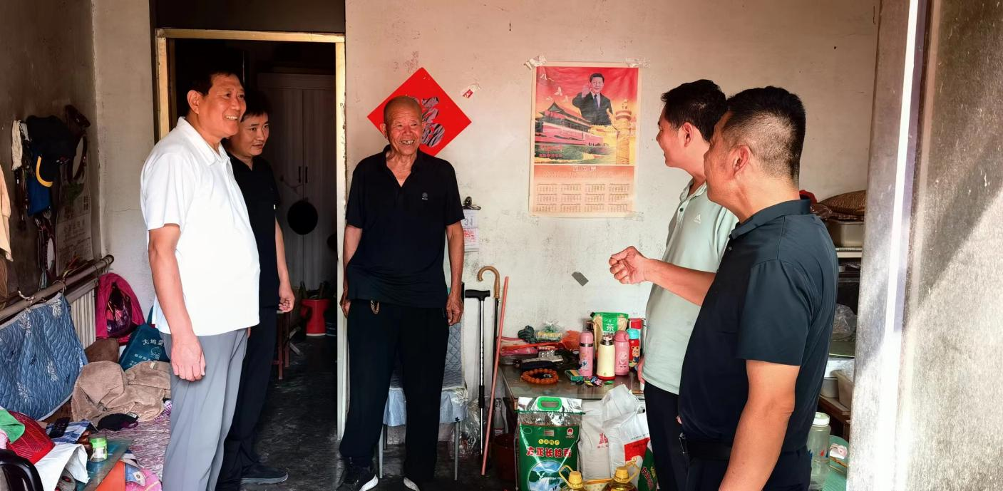 勘测院公司开展“八一”建军节慰问抗美援越老兵活动