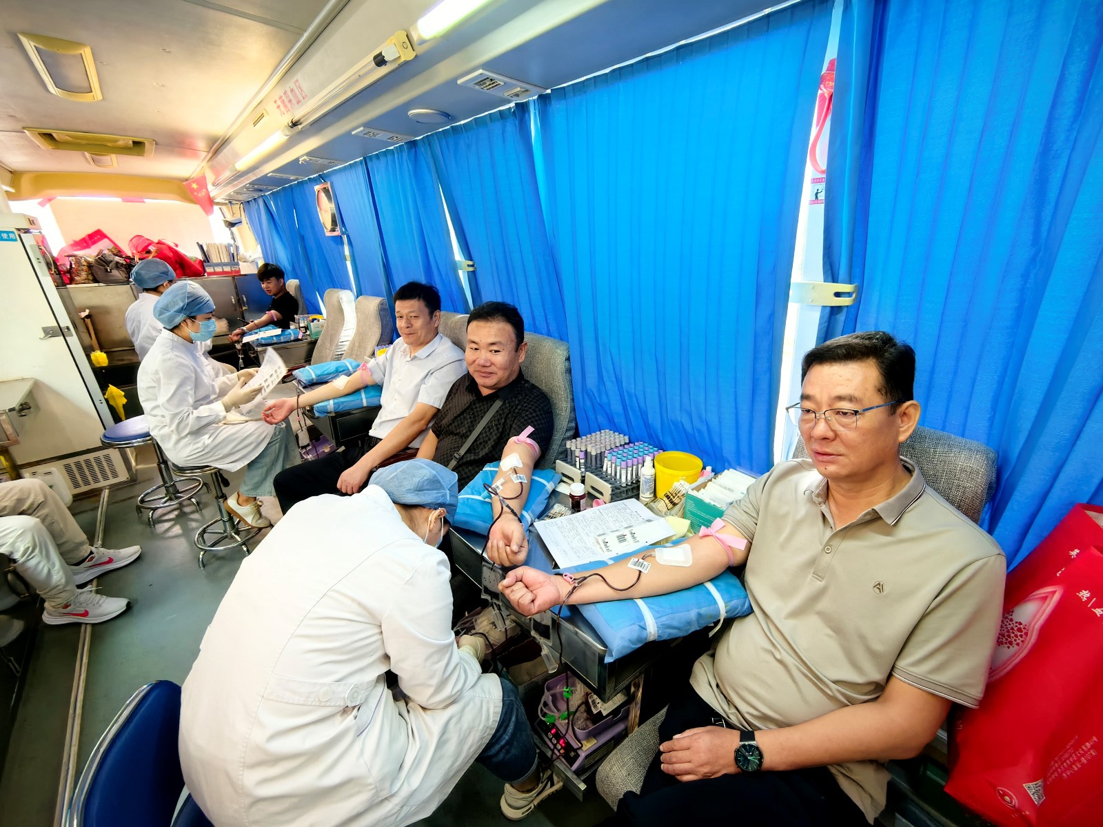 献热血·践真情·强担当——PA视讯集团组织开展无偿献血活动