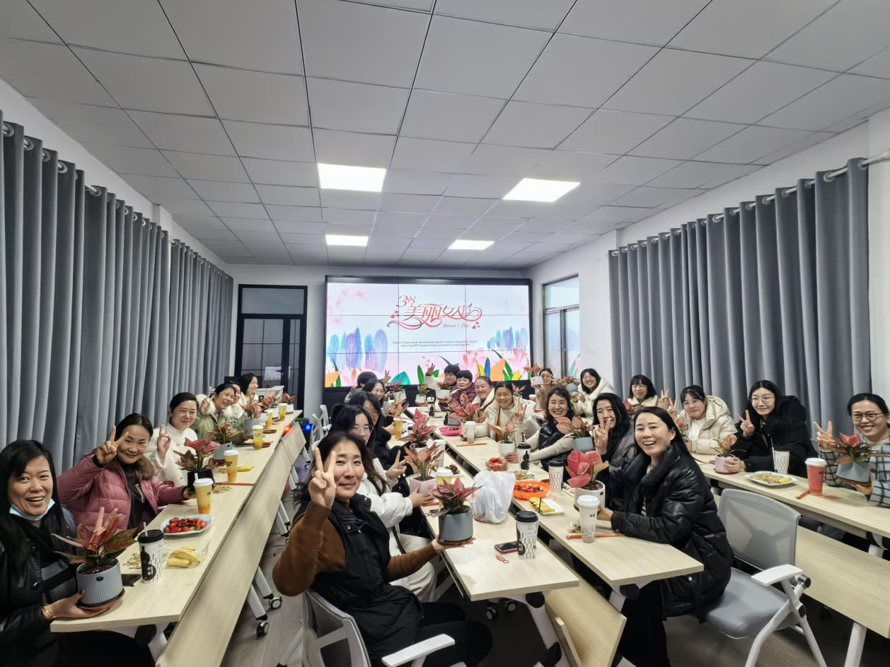 中远公司举办庆祝“三八”国际妇女节系列活动